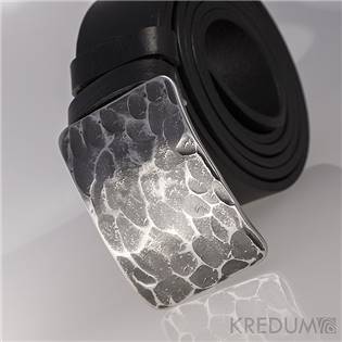 KREDUM® Hynek Kalista Kožený opasek - kovaná nerezová spona - Mistr 4X Plate, barva černá - KS7001A
