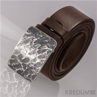 KREDUM® Hynek Kalista Kožený opasek - kovaná nerezová spona - Mistr 4X Archeos, barva tmavě hnědá - KS7004B