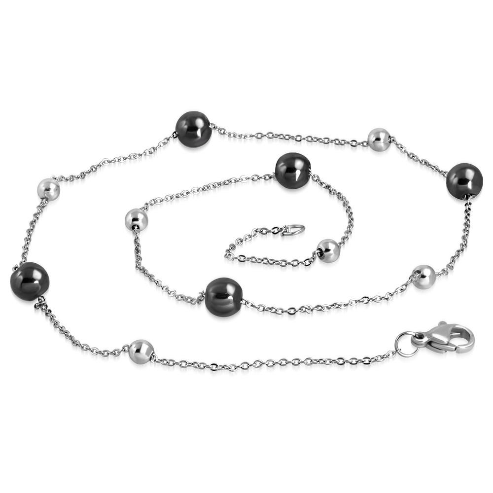 Oceľový náhrdelník s čiernymi keramickými guličkami