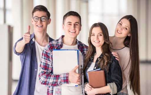Studenti