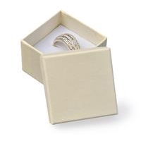 Darčeková krabička na prsteň - krémová