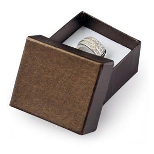 Malá darčeková krabička na prsteň hnedá
