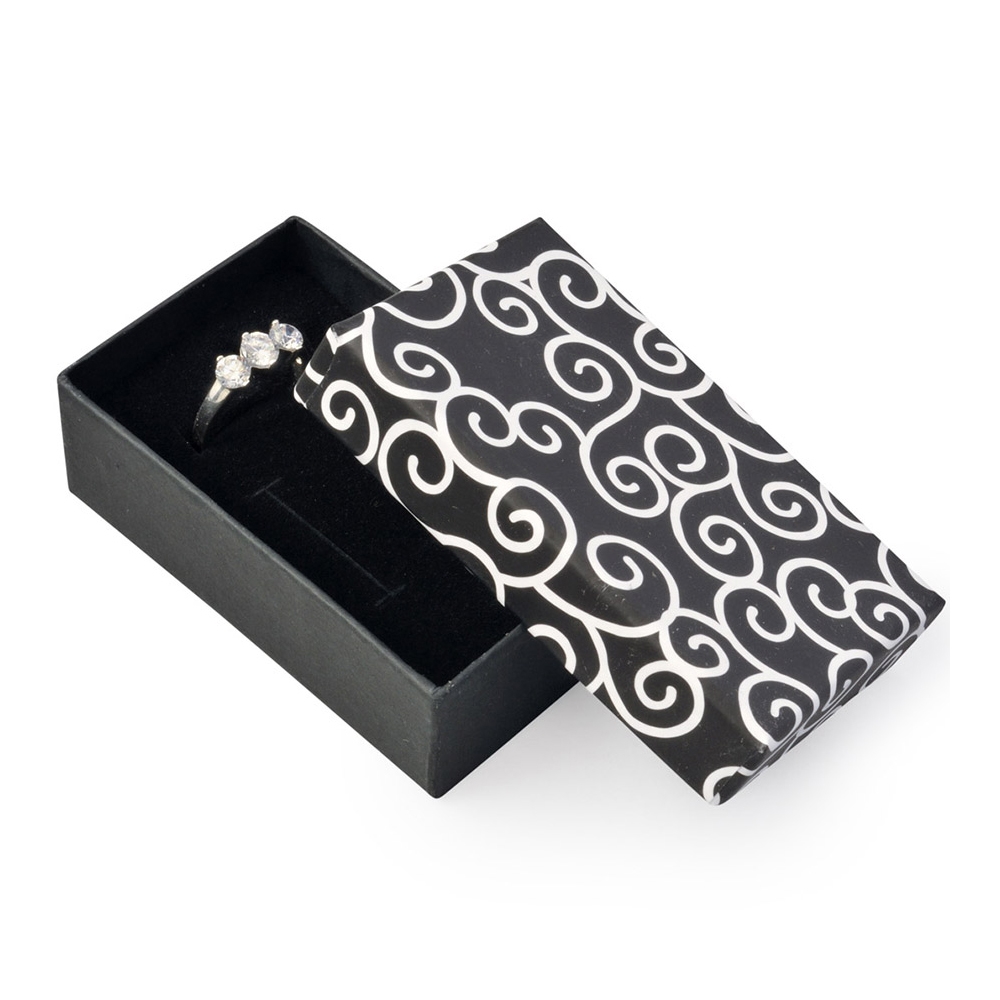 Darčeková krabička na súpravu šperkov - čierna s ornamentami