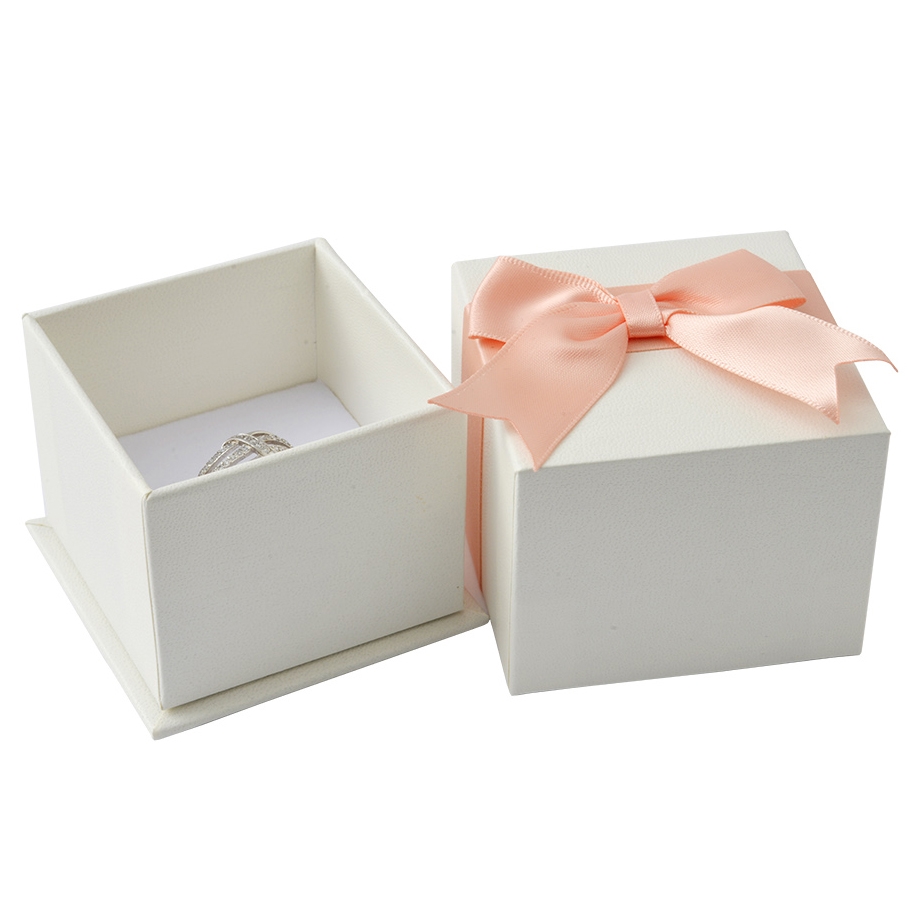 Darčeková krabička na prsteň / náušnice, biela s ružovou mašľou