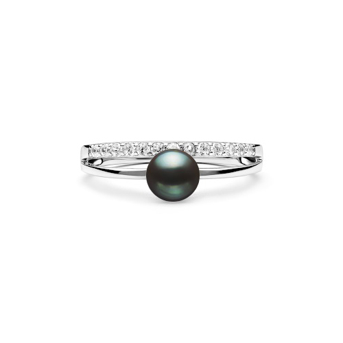 Strieborný prsteň s čiernou perlou a zirkónmi