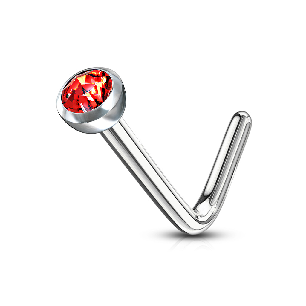 Zahnutý piercing do nosa
