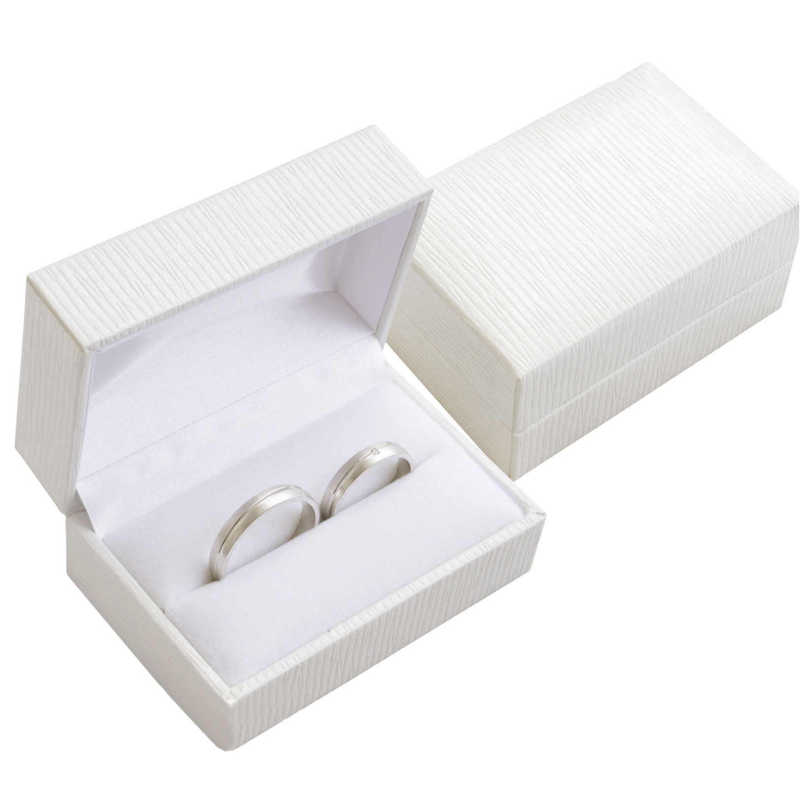 Biela koženková krabička na snubný prsteňe