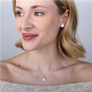EG1386 Stříbrné náušnice hexagon s bílou perletí