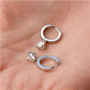 EG3796 Stříbrné náušnice IRIS, moissanite 2ct