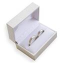 Bílá koženková krabička na snubní prsteny