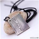 Přívěsek damasteel - Kovové dřevo