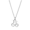 Stříbrný náhrdelník s přívěskem kolo