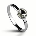 Stříbrný prsten s kamenem Crystals from Swarovski®, barva: CRYSTAL