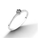 Stříbrný prsten s zirkonem